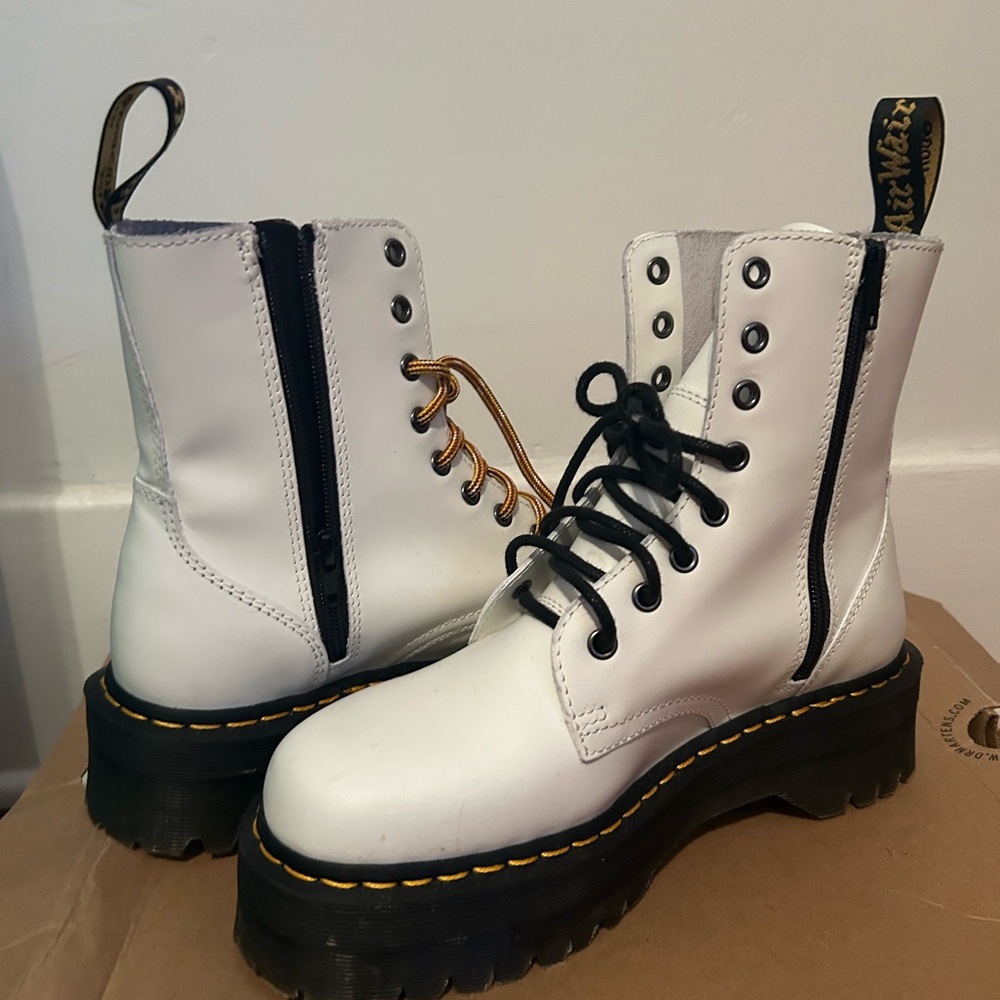 Dr. Martens Jadon Platform Boot